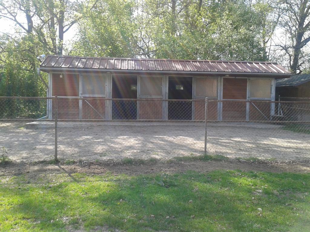 Chata Zahrada Madeta Veselí nad Lužnicí Esterno foto